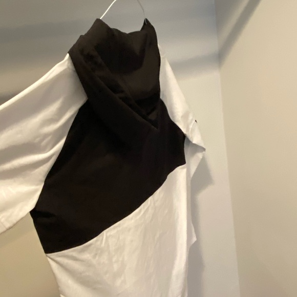 Adidas windbreaker size medium brand new - Picture 4 of 4